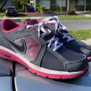Women's Running Shoes